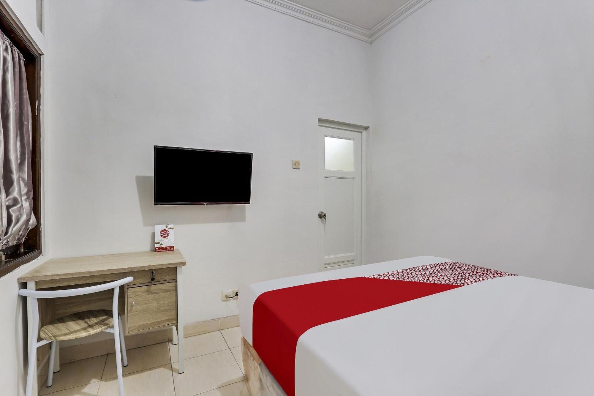 Oyo 91082 Nathania Exclusive Sleman  Exterior photo