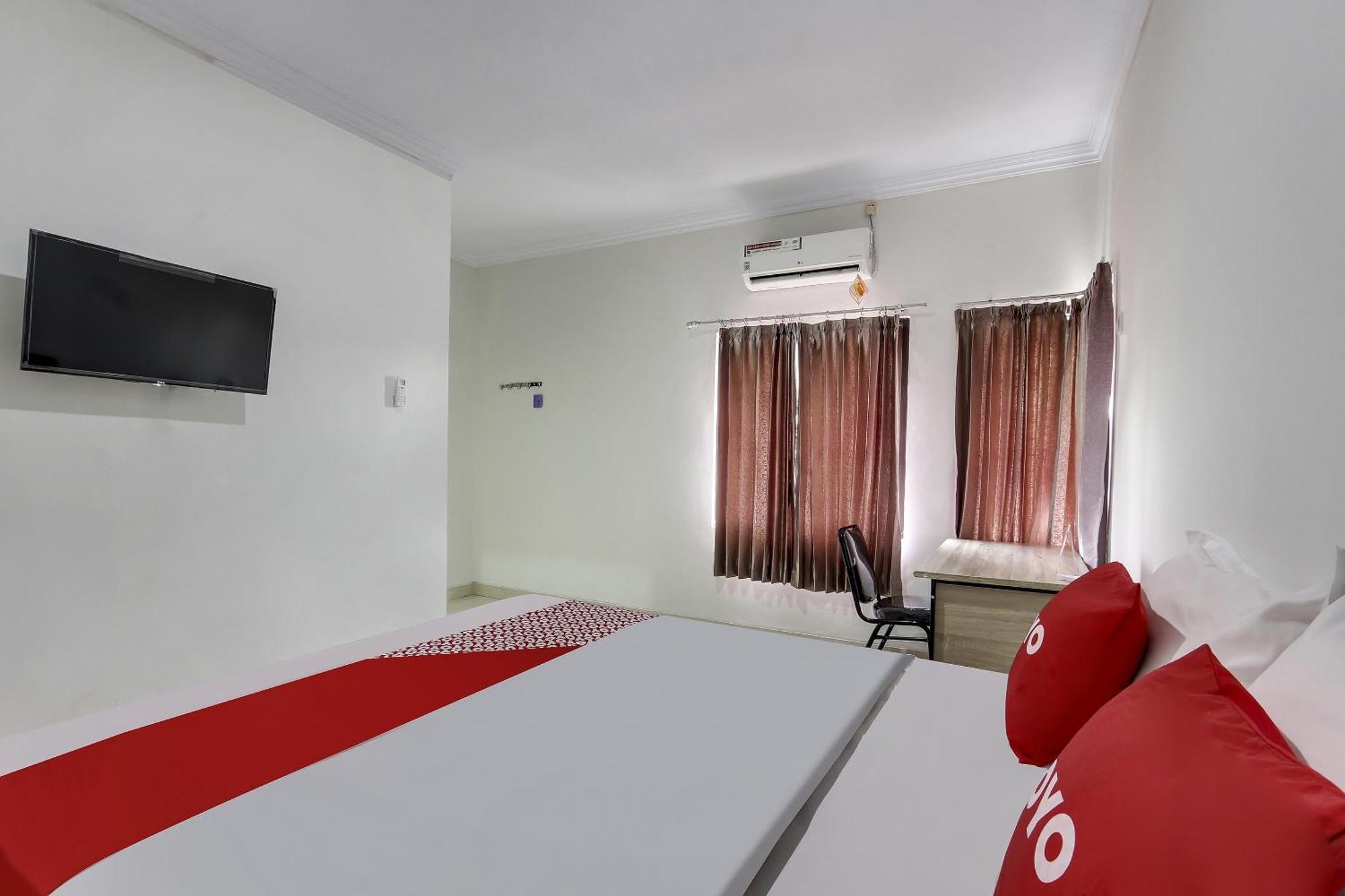 Oyo 91082 Nathania Exclusive Sleman  Exterior photo